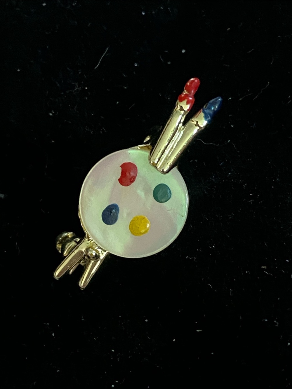 Small artist palette brooch mother of pearl pin accent or tie tac silver tone